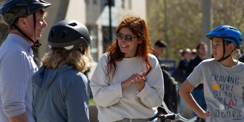 barcelona-city-highlights-bike-tour-with-locals