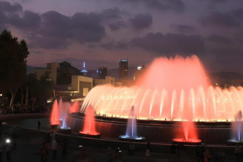 barcelona-city-highlights-evening-walking-tour