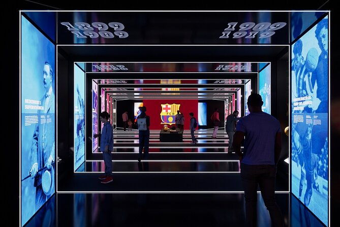 barcelona-city-hop-on-hop-off-and-fc-barcelona-immersive-tour