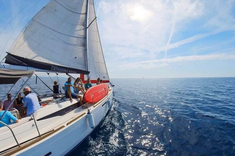 barcelona-coastline-boat-trip-with-snacks-and-cava