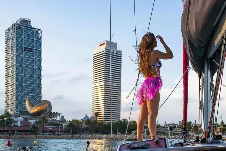 barcelona-coastline-boat-trip-with-snacks-and-cava