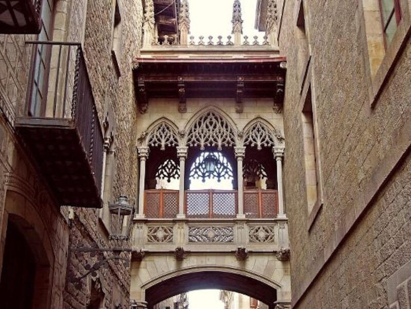 barcelona-customizable-guided-bike-or-walking-tour