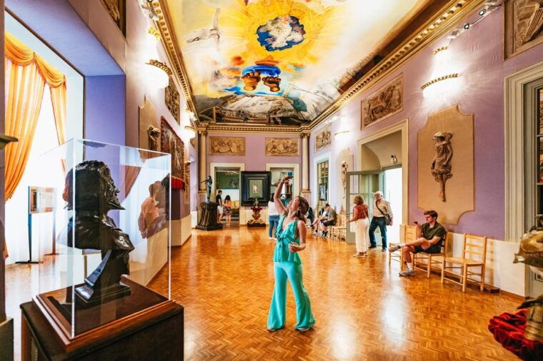 barcelona-dali-museum-house-and-cadaques-guided-tour