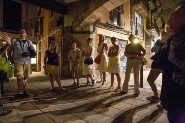 barcelona-dark-history-night-walking-tour