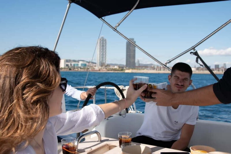 Barcelona: Daytime or Sunset Cruise with Drinks - Key Points