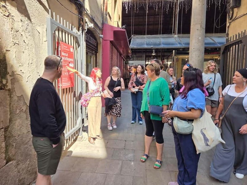 Barcelona: Delicious Food Tour and City Center Sightseeing - Key Points