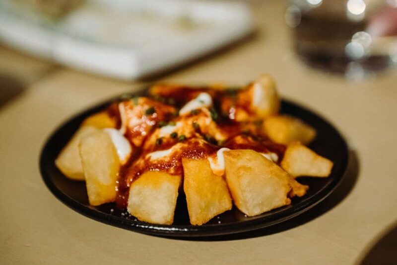 barcelona-devour-tapas-wine-tour-in-el-born