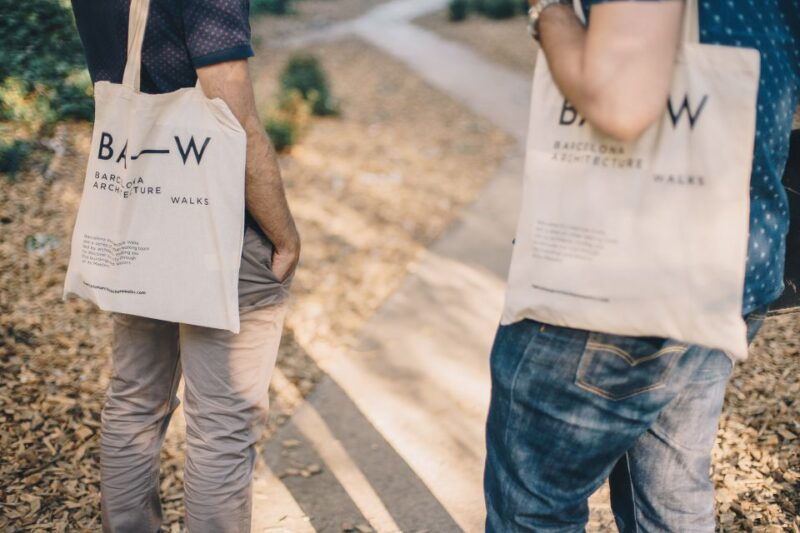 barcelona-discover-gaudi-architectural-guided-tour