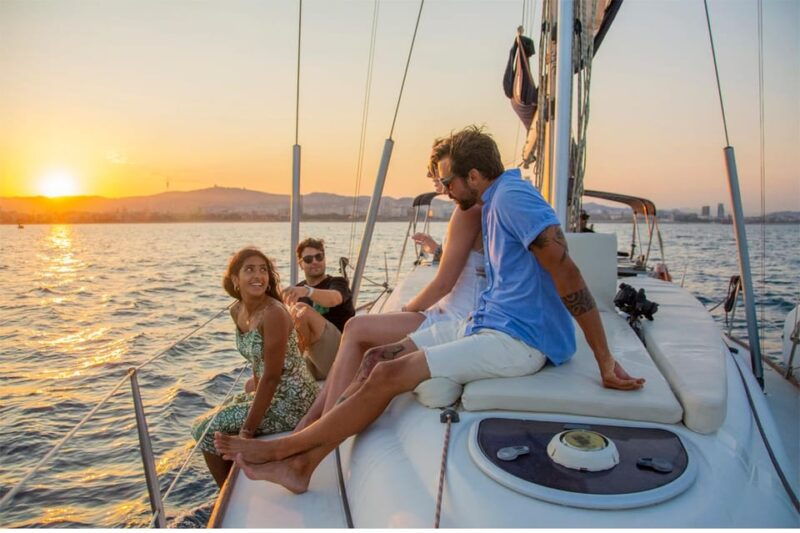 barcelona-electric-bike-tour-to-montjuic-relaxing-sailboat-ride