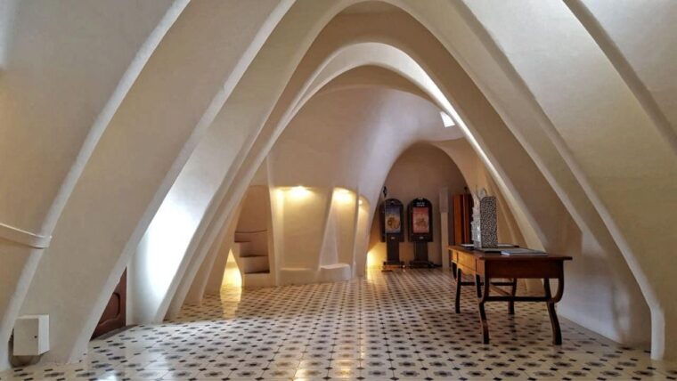 barcelona-exclusive-exploration-of-gaudis-masterpieces