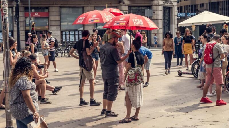 Barcelona: Experience the City's Heart on a Walking Tour - Exploring the Itinerary in Detail