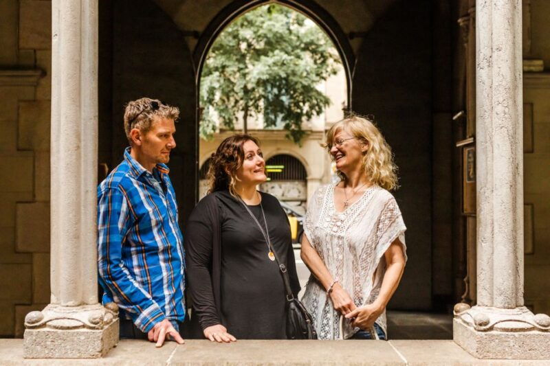 barcelona-explore-the-gothic-quarter-with-a-local