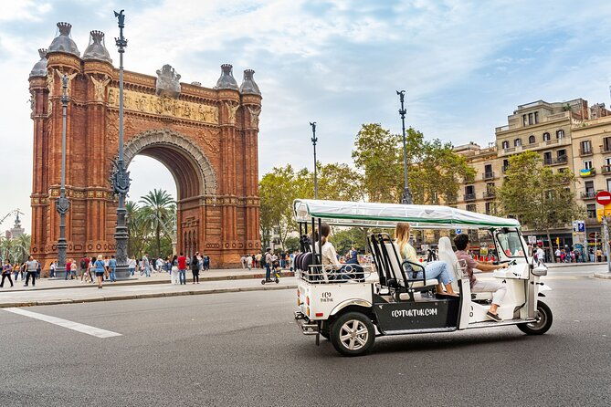 barcelona-express-tour-in-a-private-eco-tuk-tuk