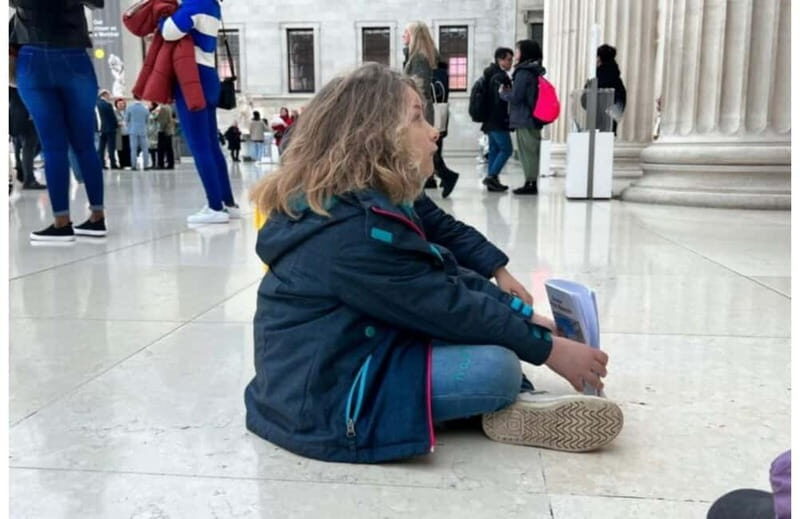 Barcelona: Family Friendly Tour of Sagrada Familia - Exploring the Sagrada Familia with Kids: What to Expect