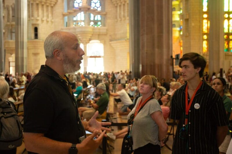 barcelona-fast-track-guided-tour-of-sagrada-familia