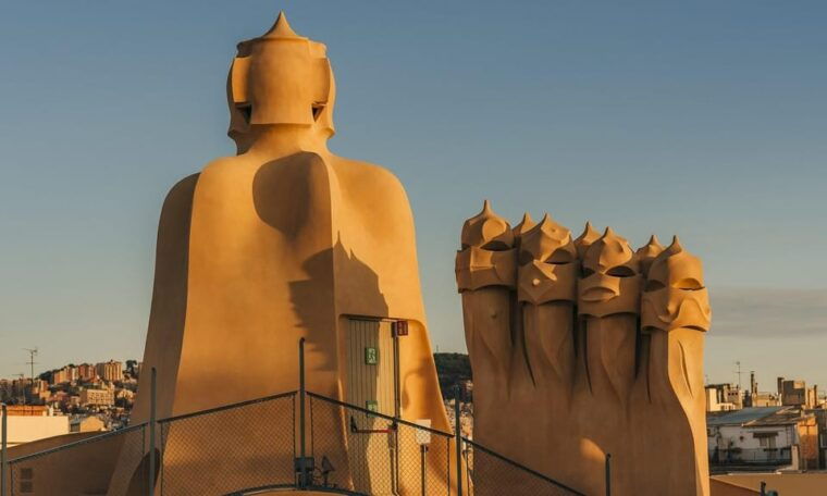 barcelona-fast-track-la-casa-mila-guided-tour