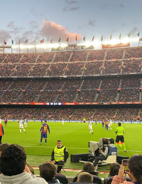 barcelona-fc-barcelona-game-with-fan-seats-and-local-host