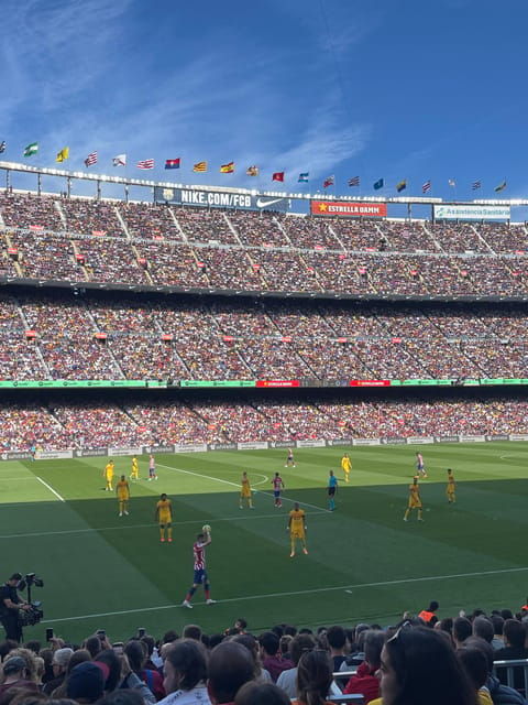 barcelona-fc-barcelona-game-with-fan-seats-and-local-host