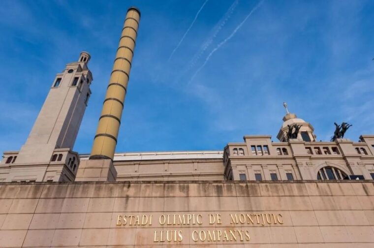 barcelona-fc-barcelona-match-day-tour-at-olympic-stadium
