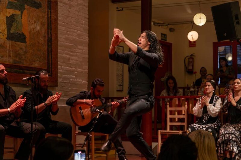 barcelona-flamenco-show-with-dinner-at-tablao-de-carmen