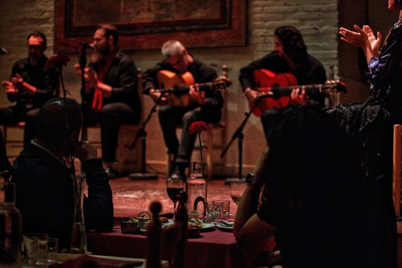 barcelona-flamenco-show-with-dinner-at-tablao-de-carmen