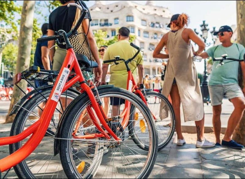Barcelona: Full-Day Bike/E-Bike Rental with Helmet and Lock - What to Expect During Your Rental