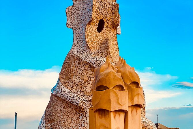 barcelona-full-day-sagrada-familia-and-the-3-gaudi-houses