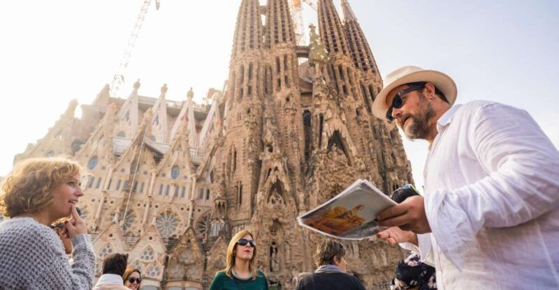 barcelona-gaudi-highlights-ebike-tour