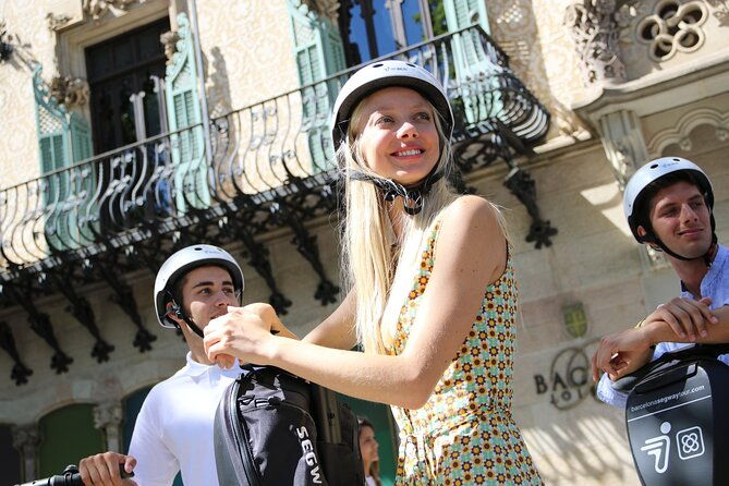 barcelona-gaudi-segway-tour