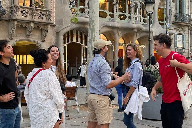 Barcelona: Gaudí, Tapa, Drink & Hidden Architectural Gems - La Sagrada Familia: The City’s Iconic Masterpiece