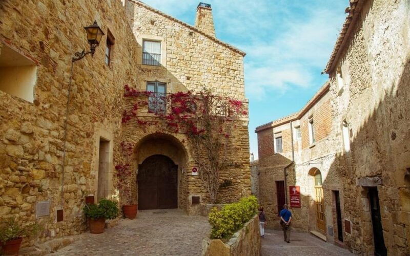barcelona-girona-private-day-trip-with-local-guide