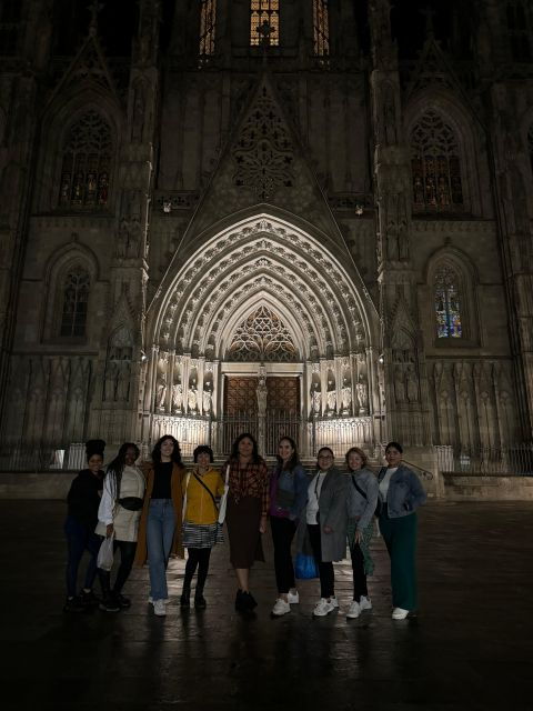 barcelona-gothic-quarter-by-night-guided-walking-tour