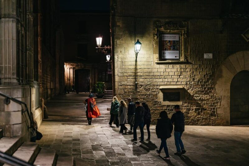 barcelona-gothic-quarter-ghosts-and-legends-walking-tour