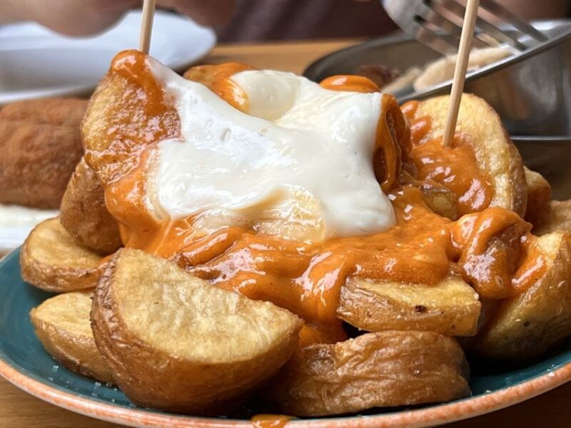 barcelona-gothic-quarter-guided-tour-with-flamenco-tapas