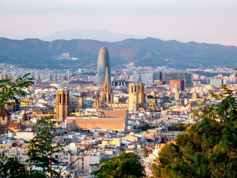 barcelona-gothic-quarter-la-sagrada-familia-private-tour
