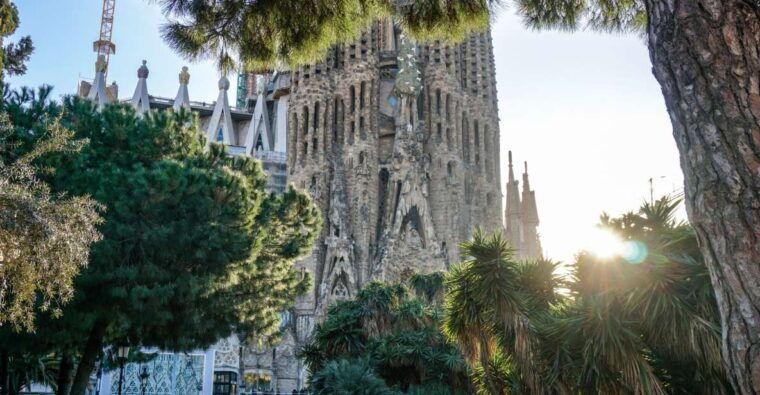 barcelona-gothic-quarter-la-sagrada-familia-private-tour