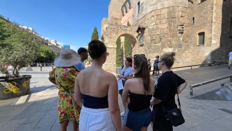 Barcelona Gothic Quarter: Roman Walls and Hidden Courtyards - The Itinerary in Detail