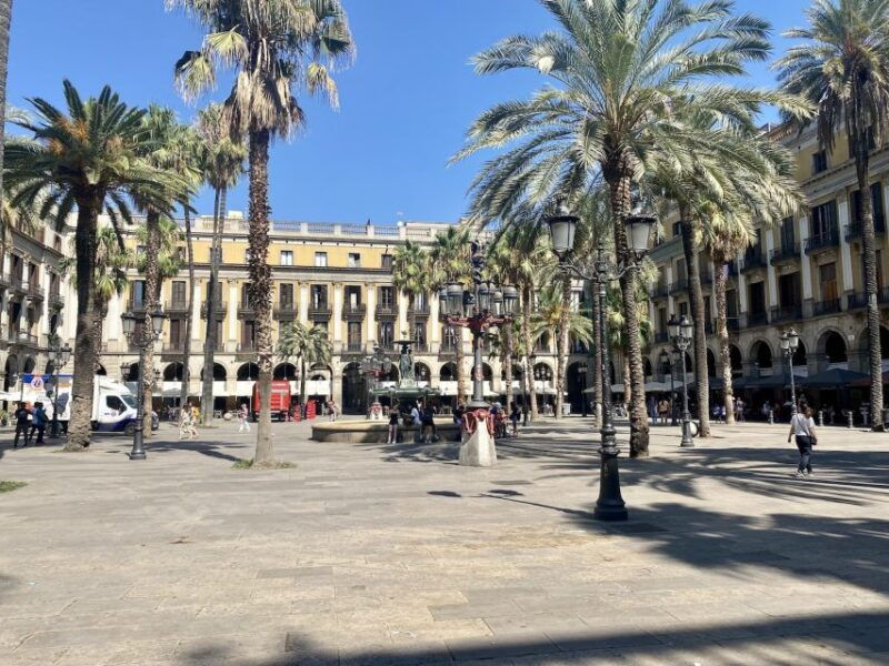 barcelona-gothic-quarter-smartphone-audio-walking-tour