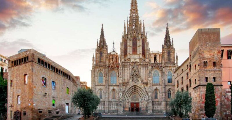 barcelona-gothic-quarter-smartphone-audio-walking-tour