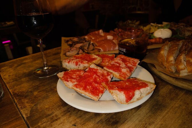 barcelona-gothic-quarter-tipsy-tasting-tapas-tour-and-history