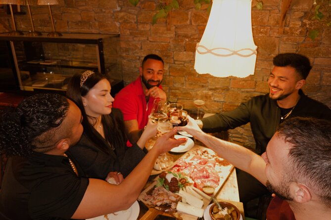 barcelona-gothic-quarter-tipsy-tasting-tapas-tour-and-history