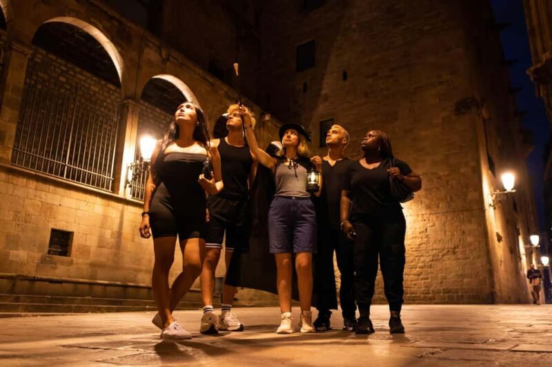 Barcelona: Gothic Quarter Tour Dark History & Ghosts Tour - A Closer Look at the Gothic Quarter Dark History & Ghosts Tour
