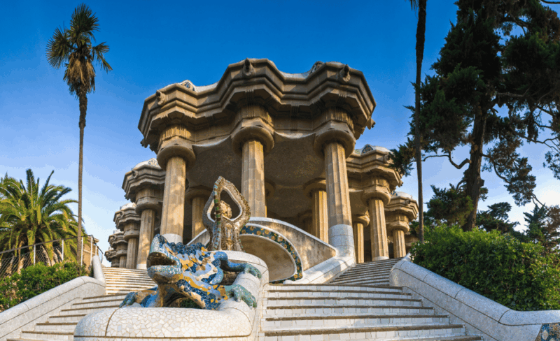 barcelona-guell-park-small-group-tour-dragon-stairway
