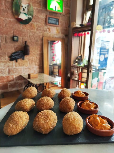 barcelona-guided-wine-and-tapas-tour-with-tastings