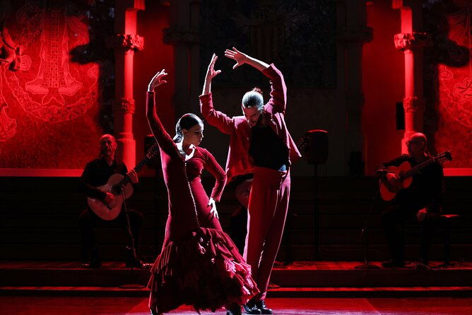barcelona-guitar-trio-dance-at-the-palau-de-la-musica