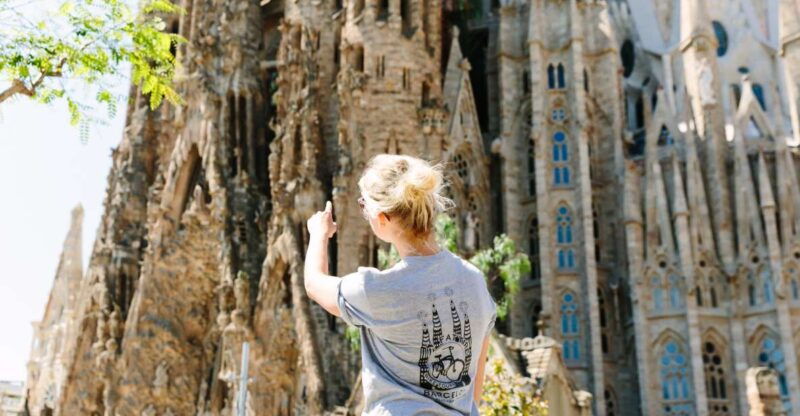 barcelona-half-day-wonders-of-gaudi-bike-tour