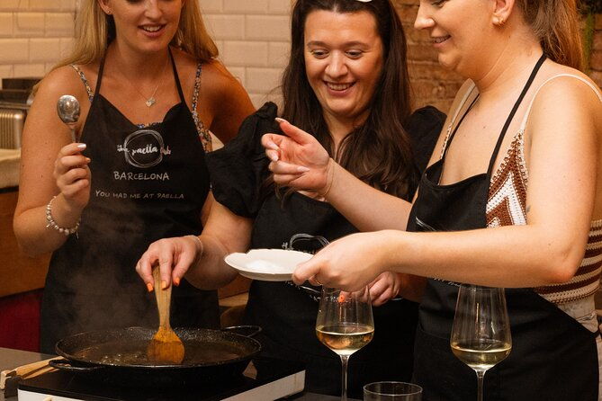 barcelona-hands-on-paella-masterclass-with-chef
