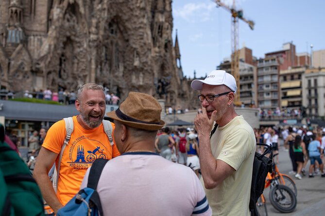 barcelona-highlights-bike-ebike-tour-with-a-local-guide