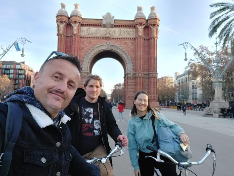 barcelona-highlights-bike-tour