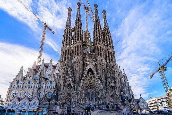 barcelona-highlights-private-guided-tour